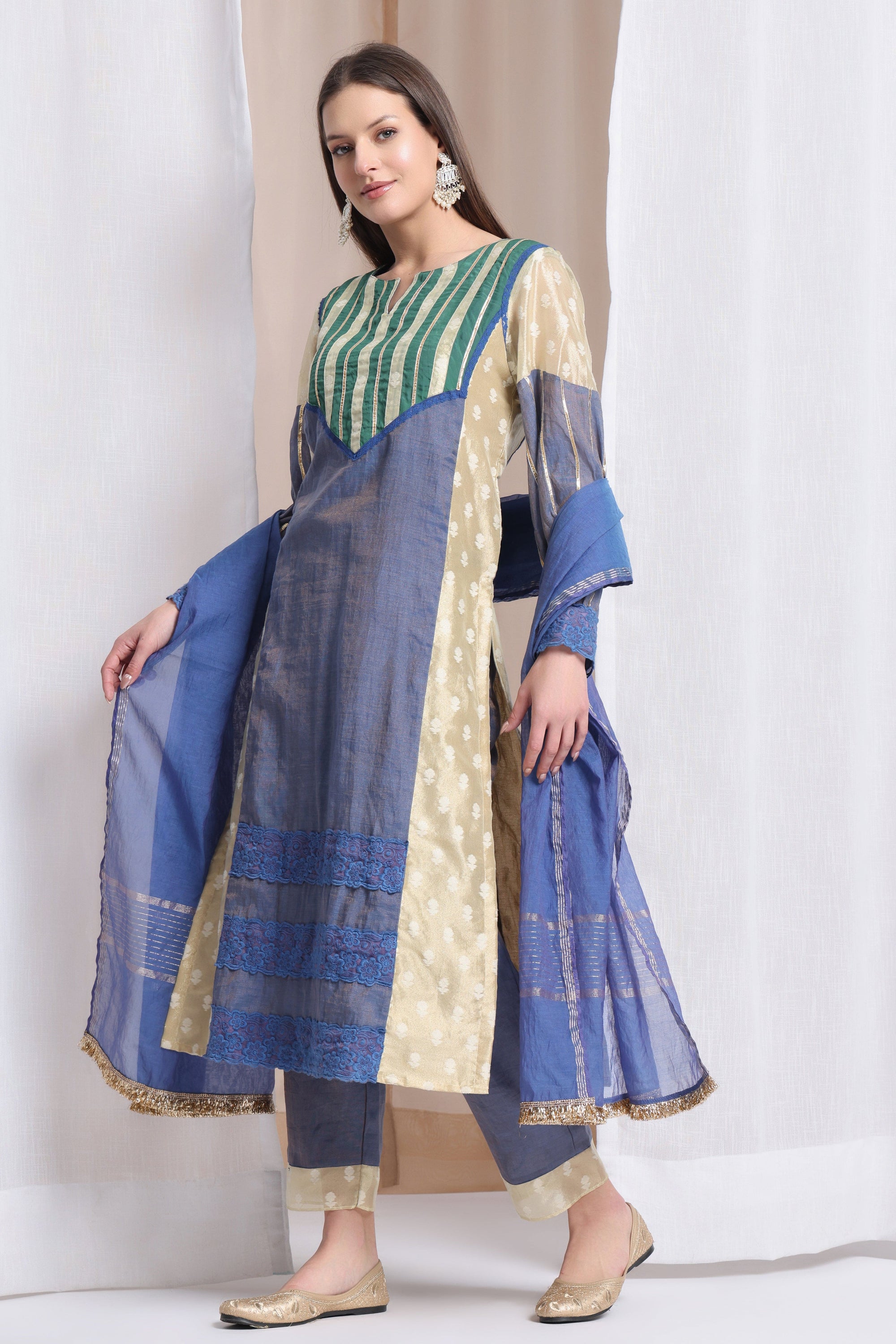 Women Zardozi Kurta Set of 3 - Blue