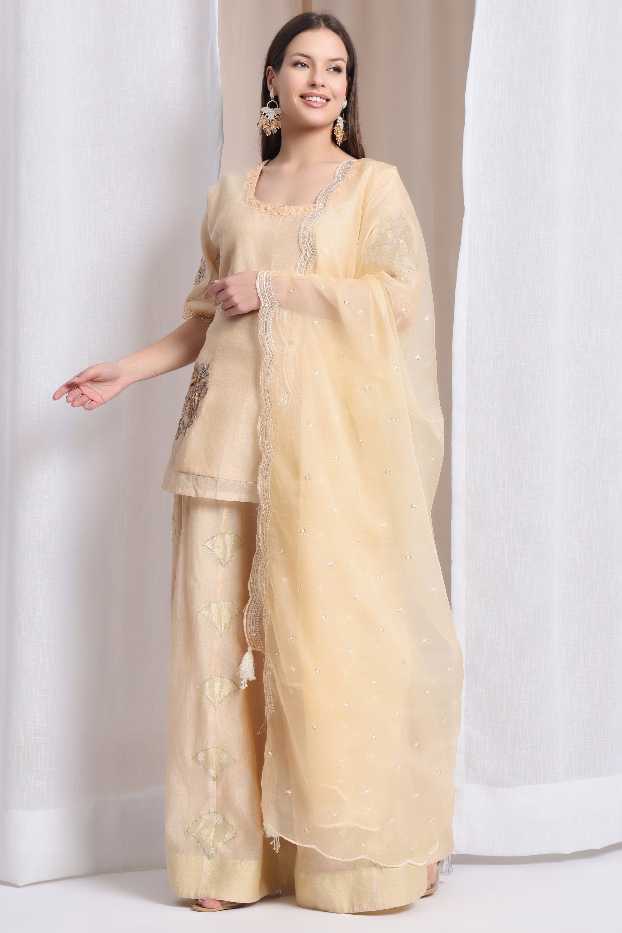 Women Zradozi Work Lahnga Kurta Set - Off-White