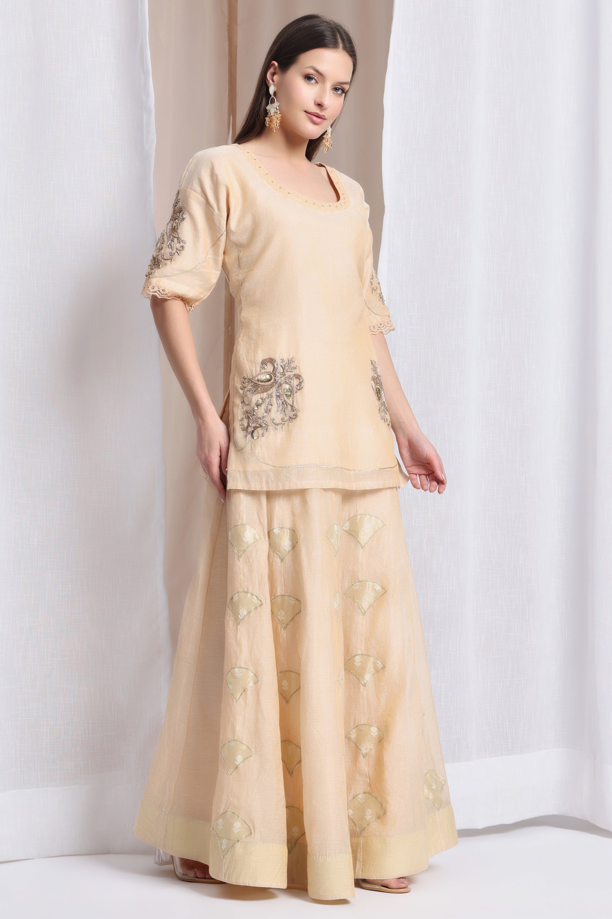 Women Zradozi Work Lahnga Kurta Set - Off-White