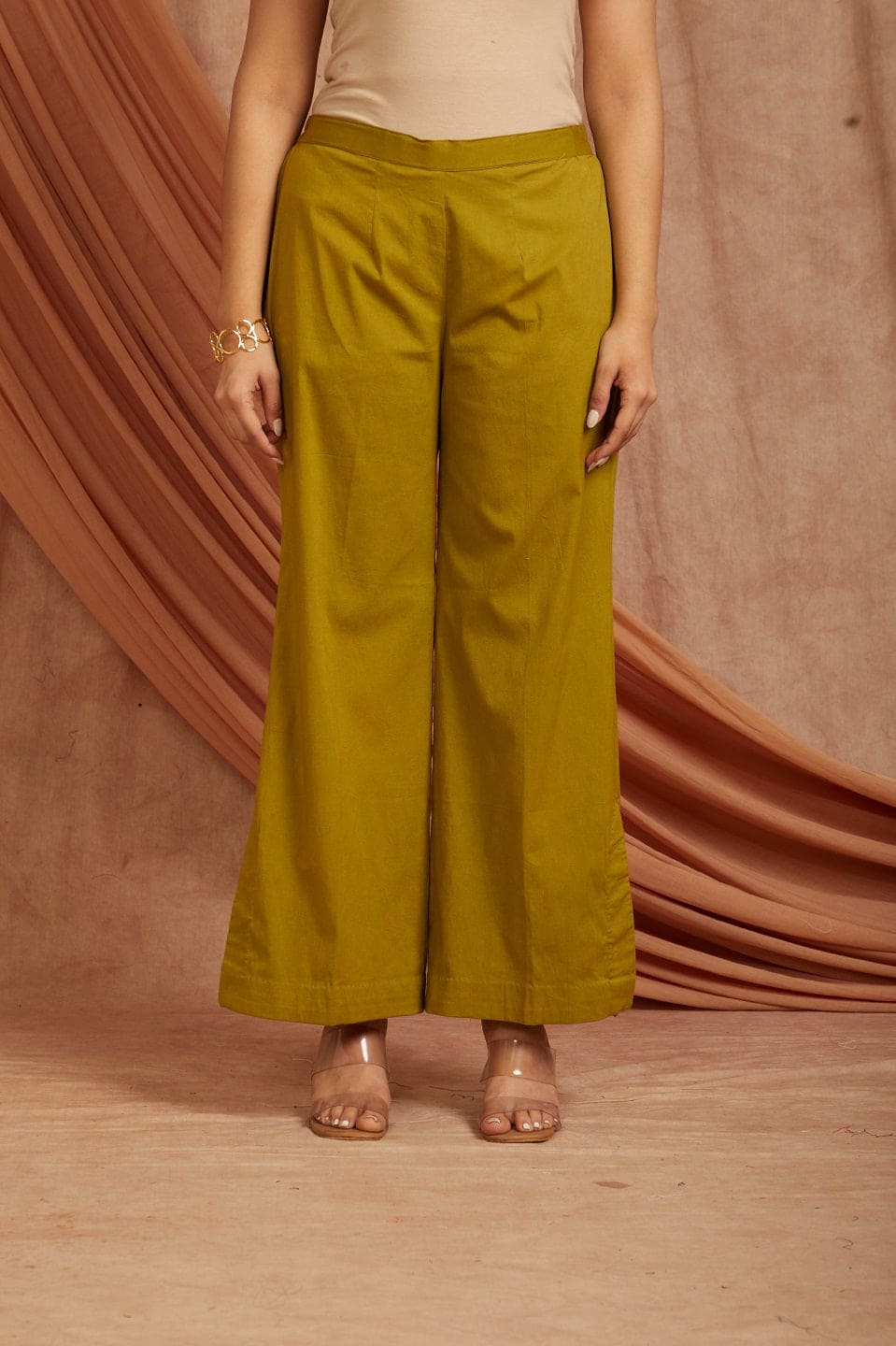 Ivory & Olive Green Short Kurta Set
