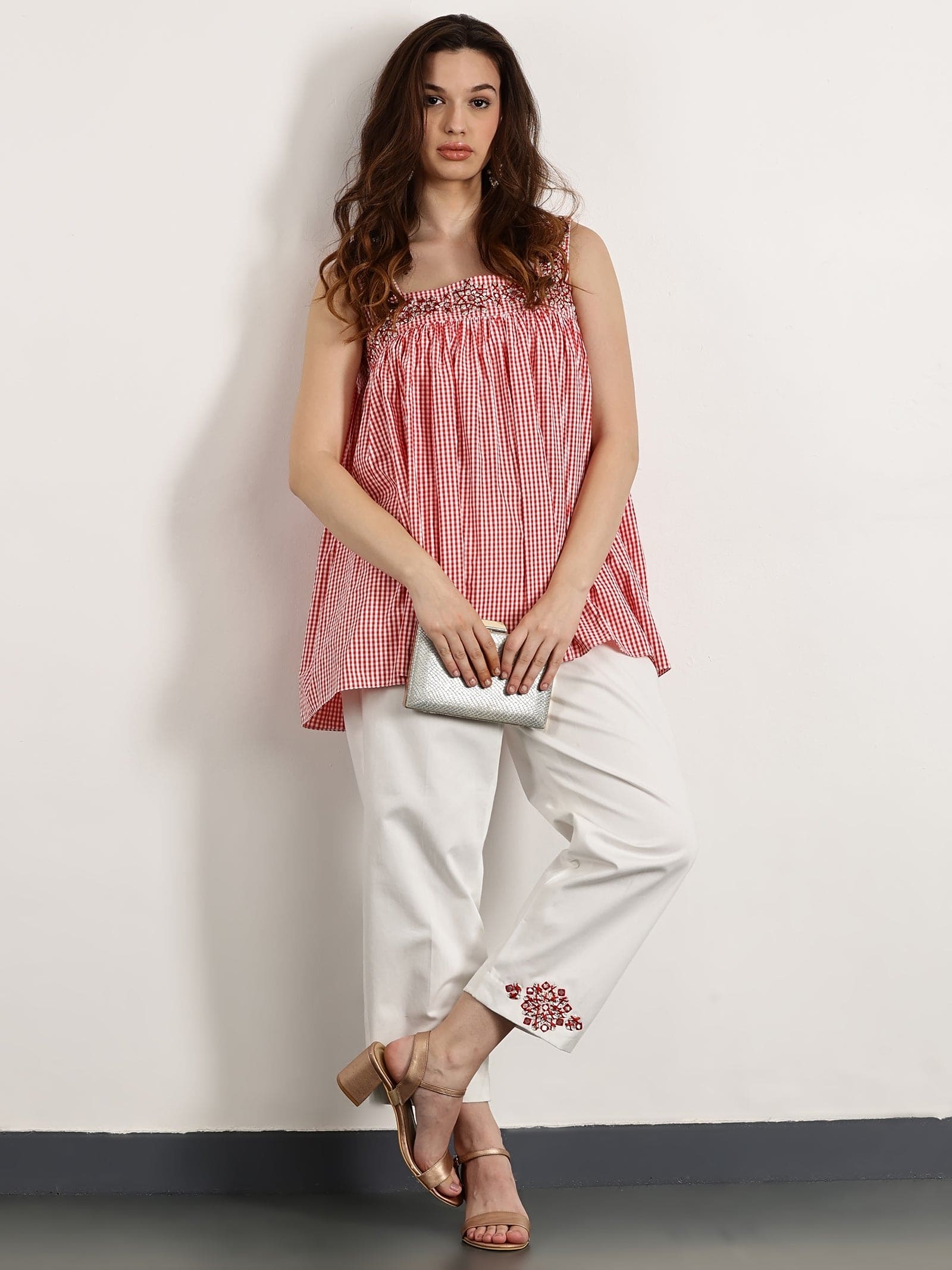 Women Gotta Work Checks Top Set - Peach