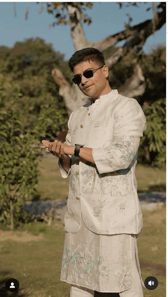 Chanderi Silk Men Kurta Set - Off White