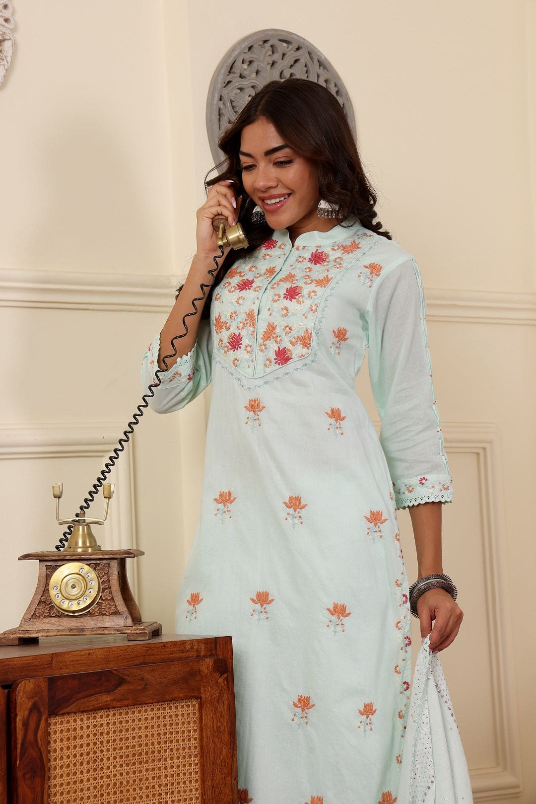 Chikankari Women Kurta Set - Sea-Green
