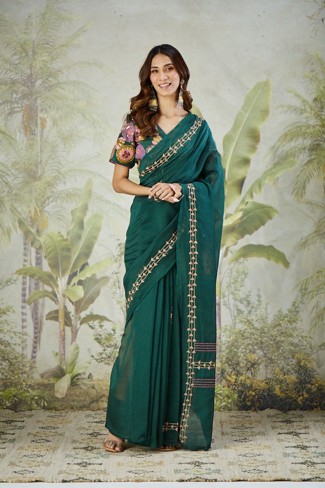 Aari Zardozi Embroidered Saree With Blouse - Green