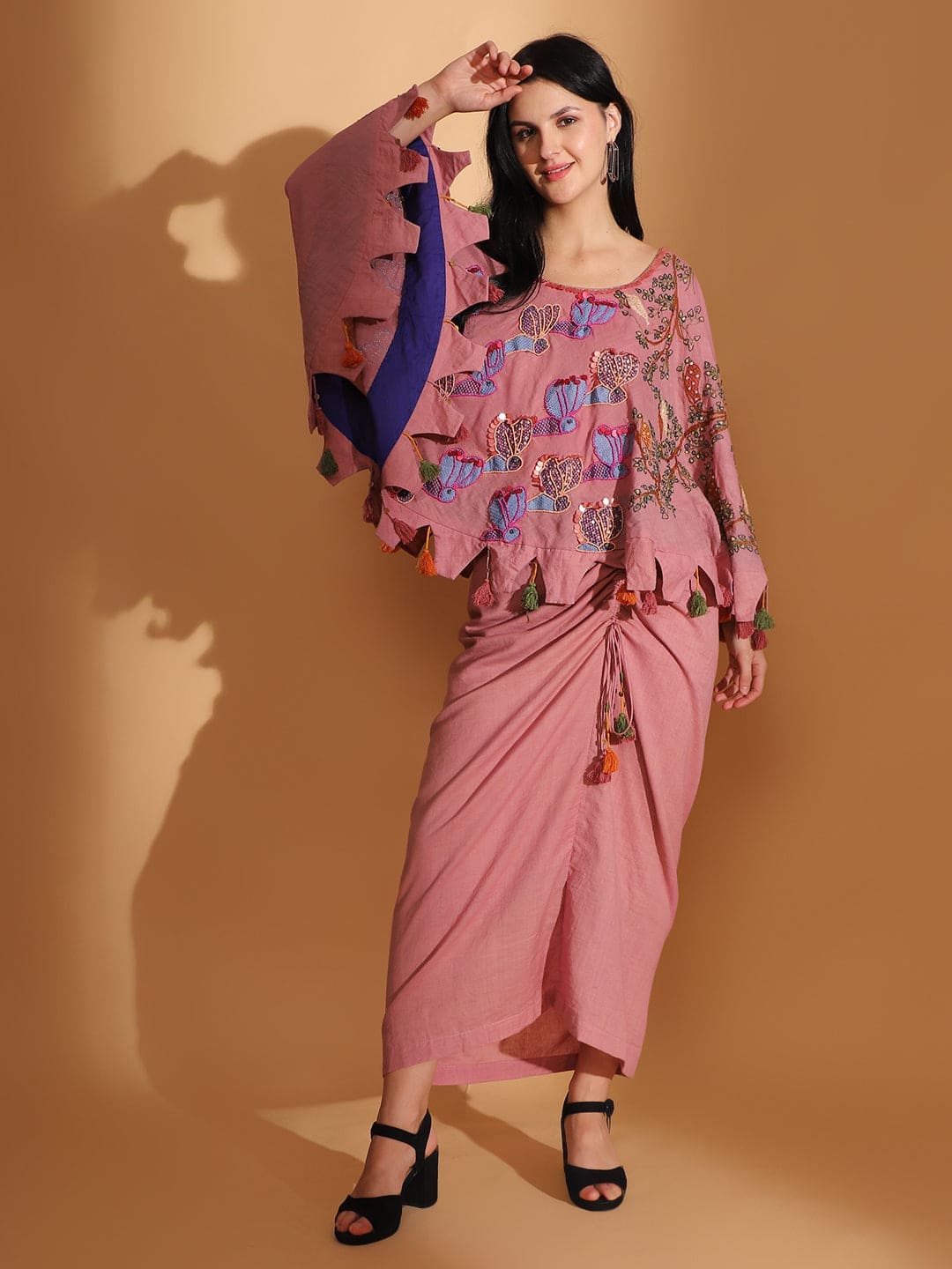 Blush Pink Gond Artwork Top &amp; Skirt - Charkha TalesBlush Pink Gond Artwork Top &amp; Skirt