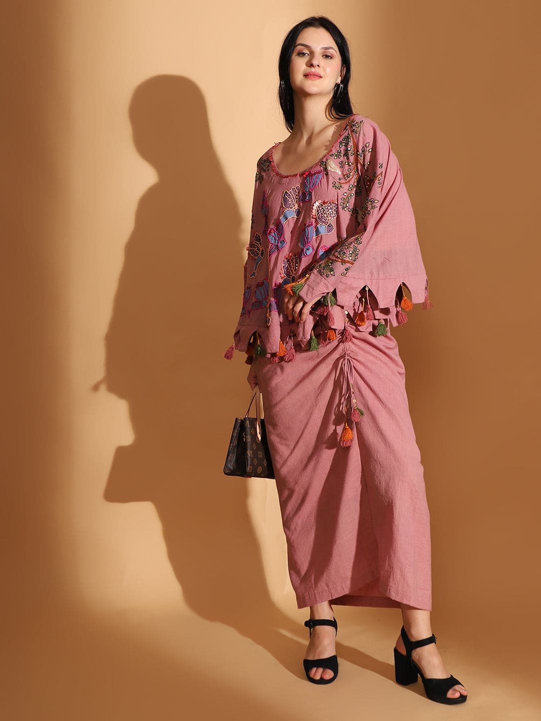 Blush Pink Gond Artwork Top &amp; Skirt - Charkha TalesBlush Pink Gond Artwork Top &amp; Skirt