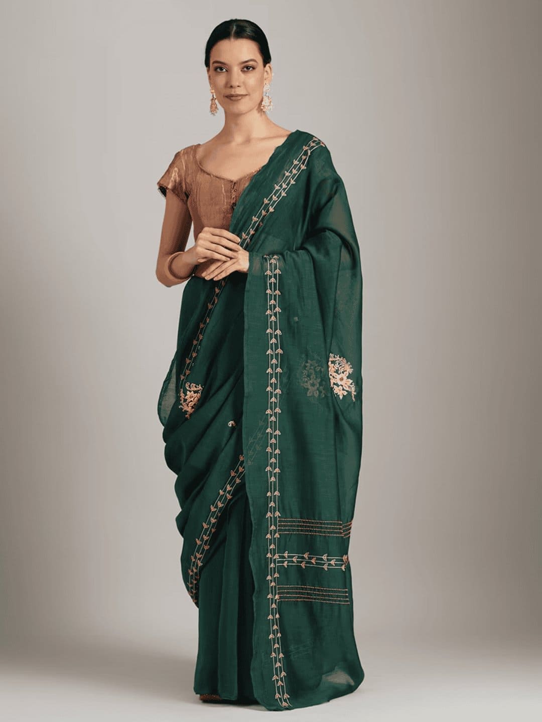 Aari Zardozi Embroidered Saree With Blouse - Green