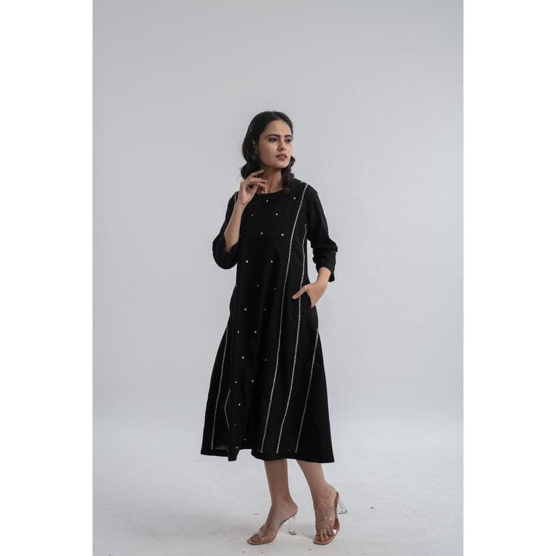 Black &quot;Apt&quot; Khadi Dress - Charkha TalesBlack &quot;Apt&quot; Khadi Dress for women
