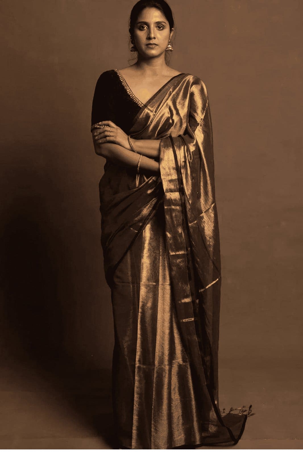 Black Gold Tissue Chanderi Saree - Charkha TalesBlack Gold Tissue Chanderi Saree
