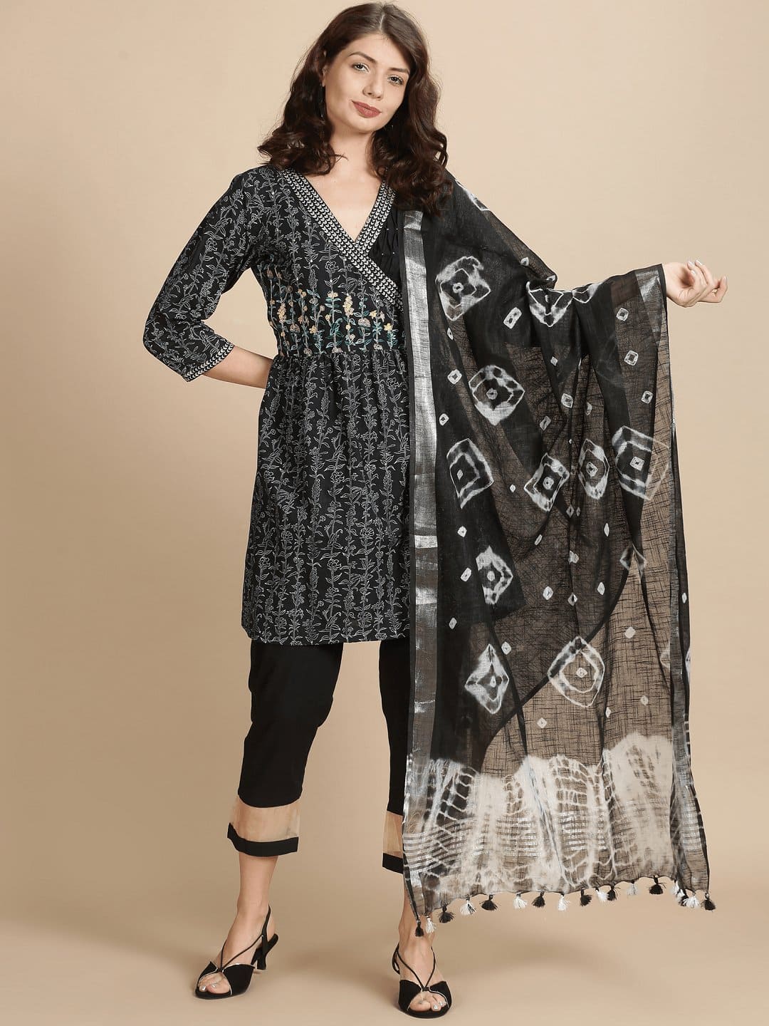 Black Sanganeri Block Print Kurta Set - Charkha TalesBlack Sanganeri Block Print Kurta Set