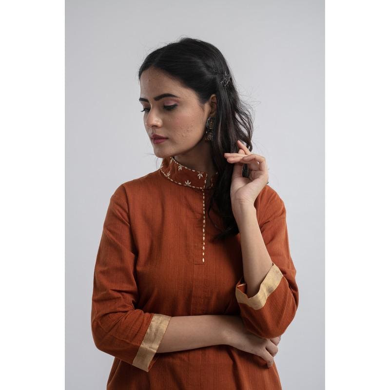 Brown Embroidered Kurta Set With Golden Zari - Charkha TalesBrown Embroidered Kurta Set With Golden Zari