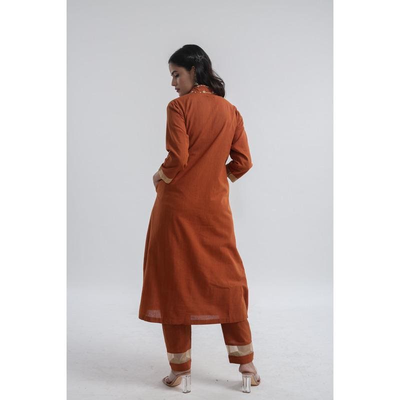 Brown Embroidered Kurta Set With Golden Zari - Charkha TalesBrown Embroidered Kurta Set With Golden Zari