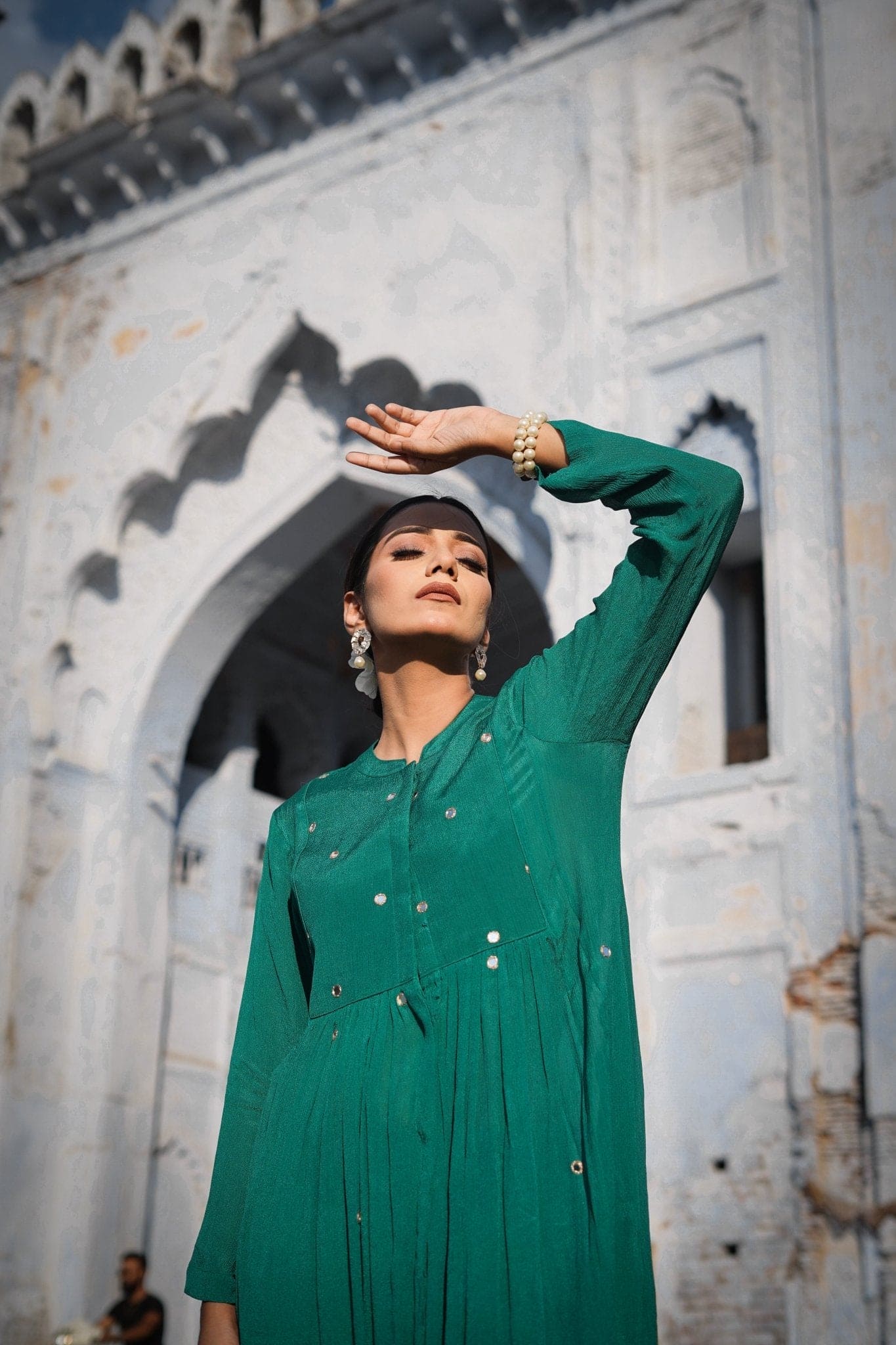 Emerald Green Mirror Kurta Set - Charkha TalesEmerald Green Mirror Kurta Set