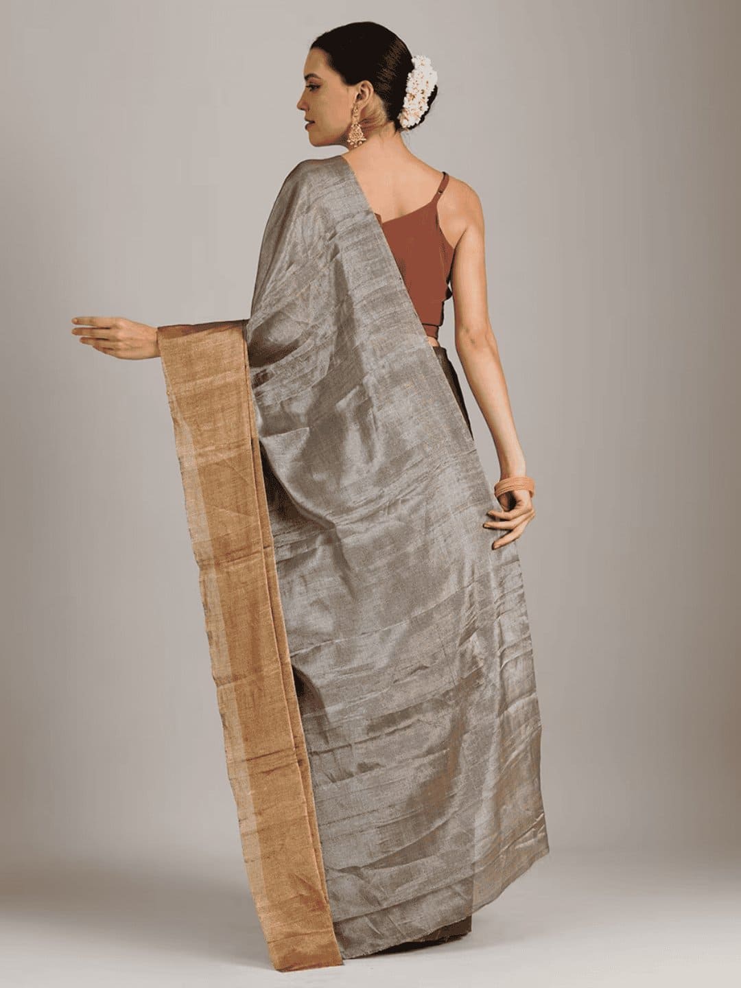 Gold Silk Chanderi Saree - Charkha TalesGold Silk Chanderi Saree
