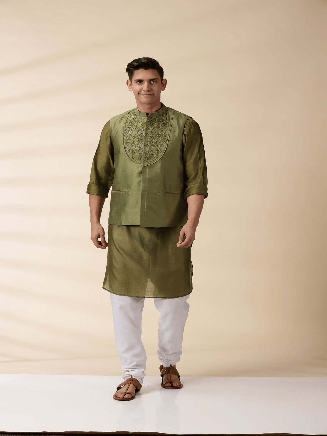 Green Chanderi Men Nehru Jacket & Kurta Set - Charkha TalesGreen Chanderi Men Nehru Jacket & Kurta Set