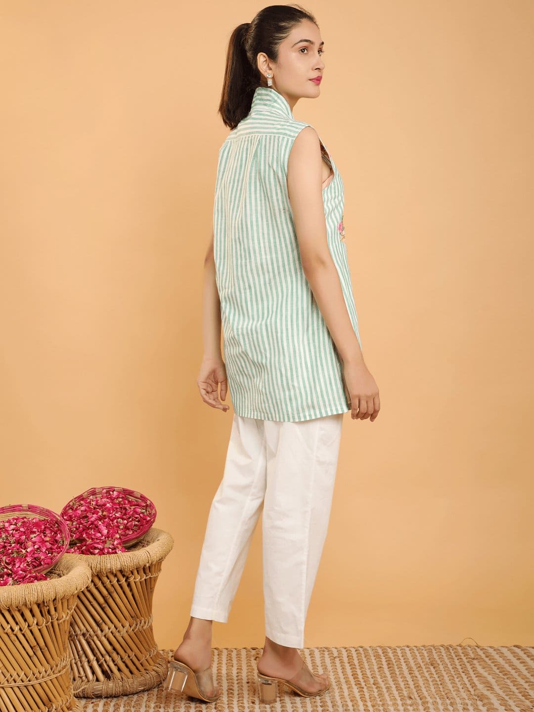 Green Linen Stripes Embroidered Shrug Set - Charkha TalesGreen Linen Stripes Embroidered Shrug Set