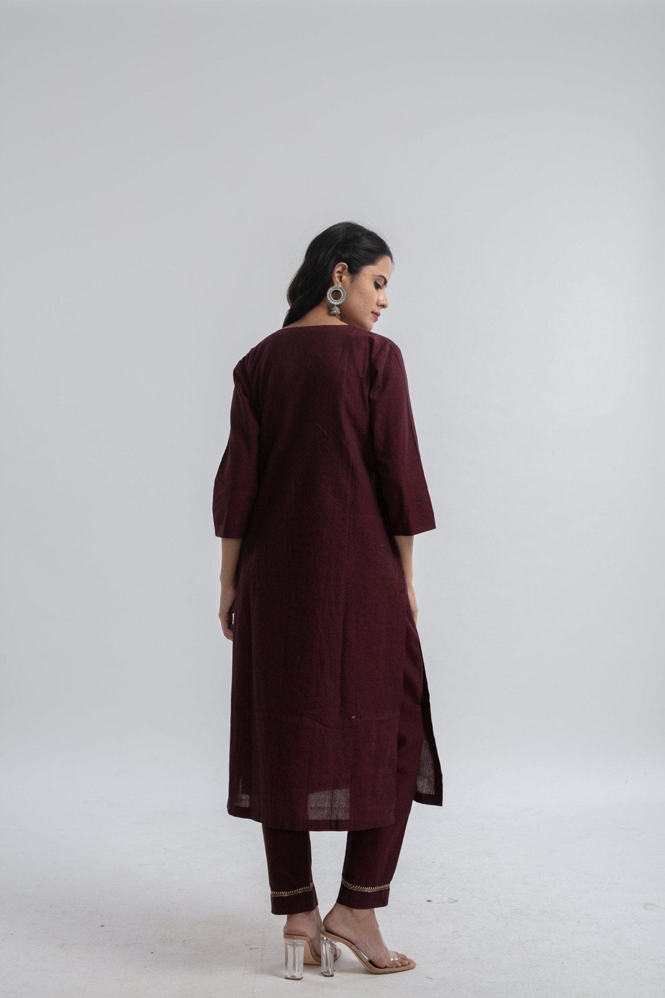 Maroon Women Floral Embroidered Kurta Set - Charkha TalesMaroon Women Floral Embroidered Kurta Set