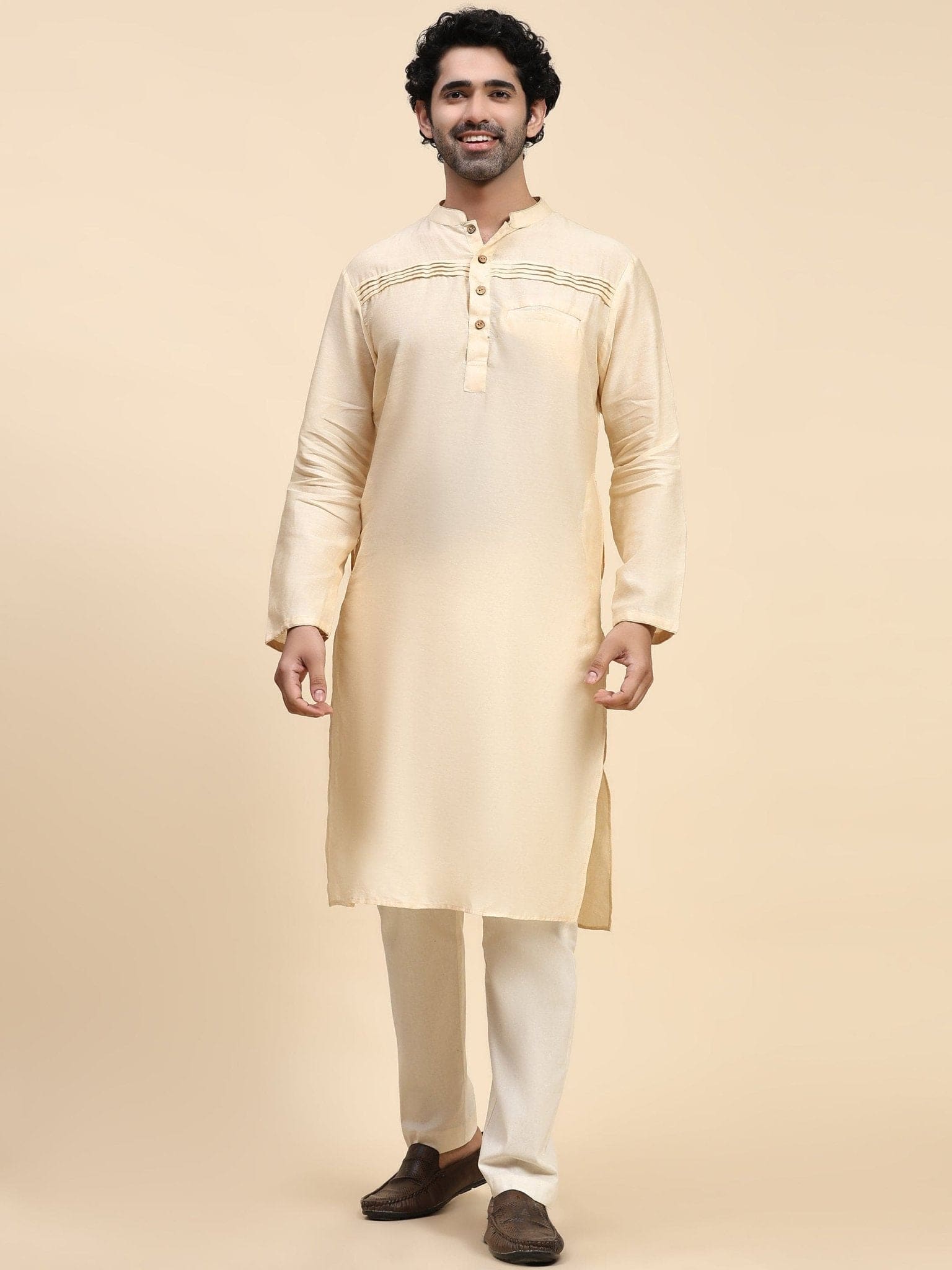 Off-White Chanderi Men Kurta Set - Charkha TalesOff-White Chanderi Men Kurta Set