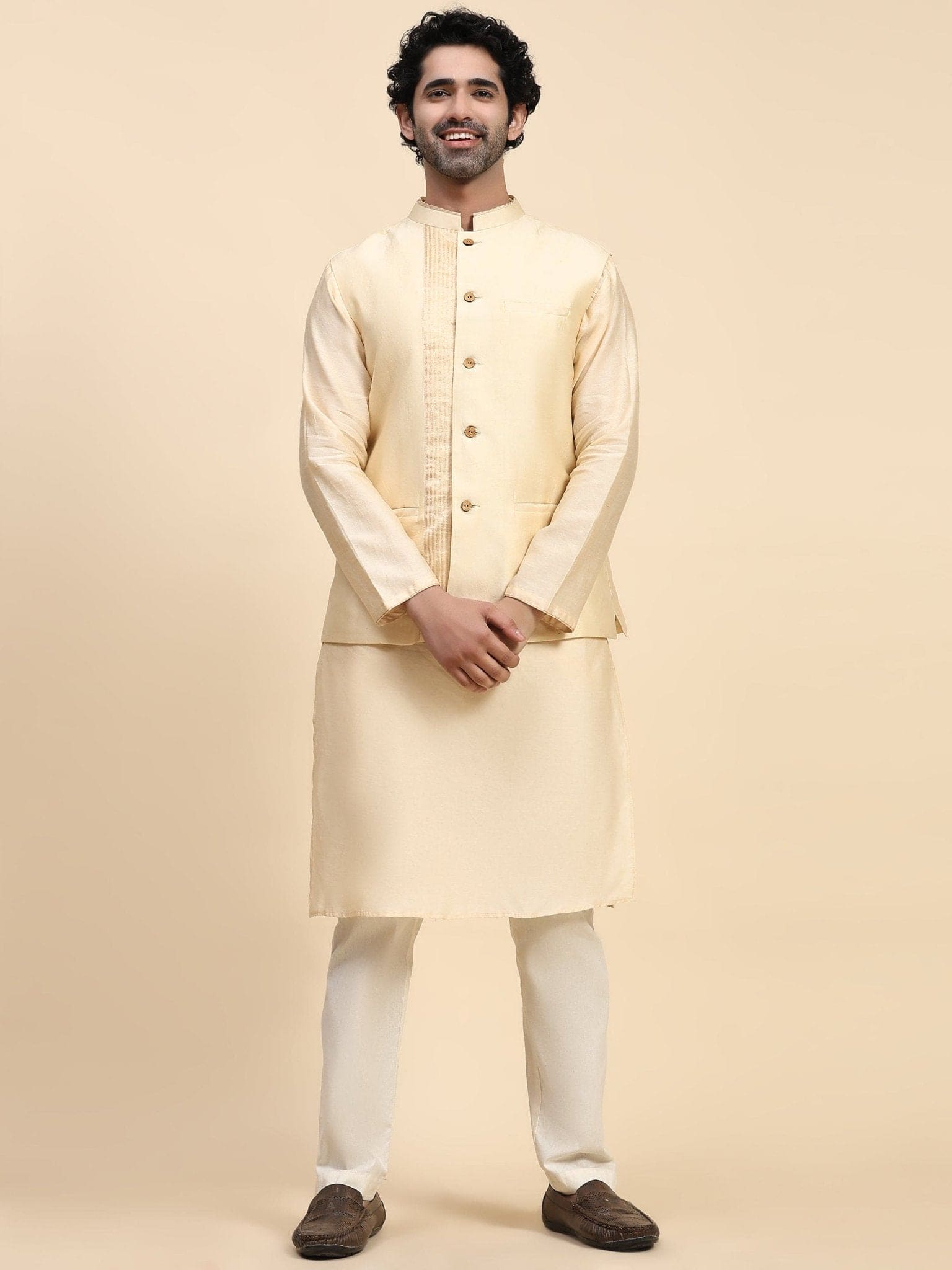 Off White Chanderi Silk Men Kurta Set - Charkha TalesOff White Chanderi Silk Men Kurta Set