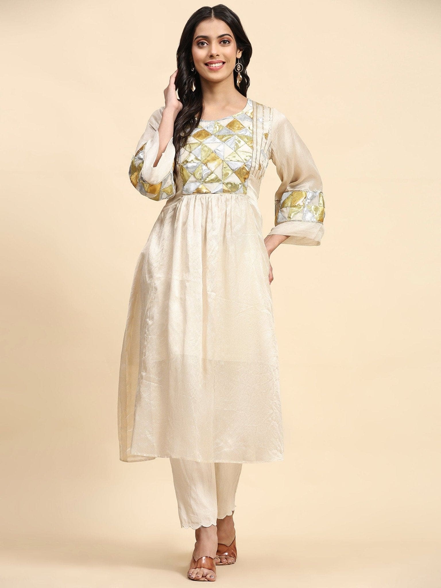 Off-White Patch Work Chanderi Kurta Set - Charkha TalesOff-White Patch Work Chanderi Kurta Set