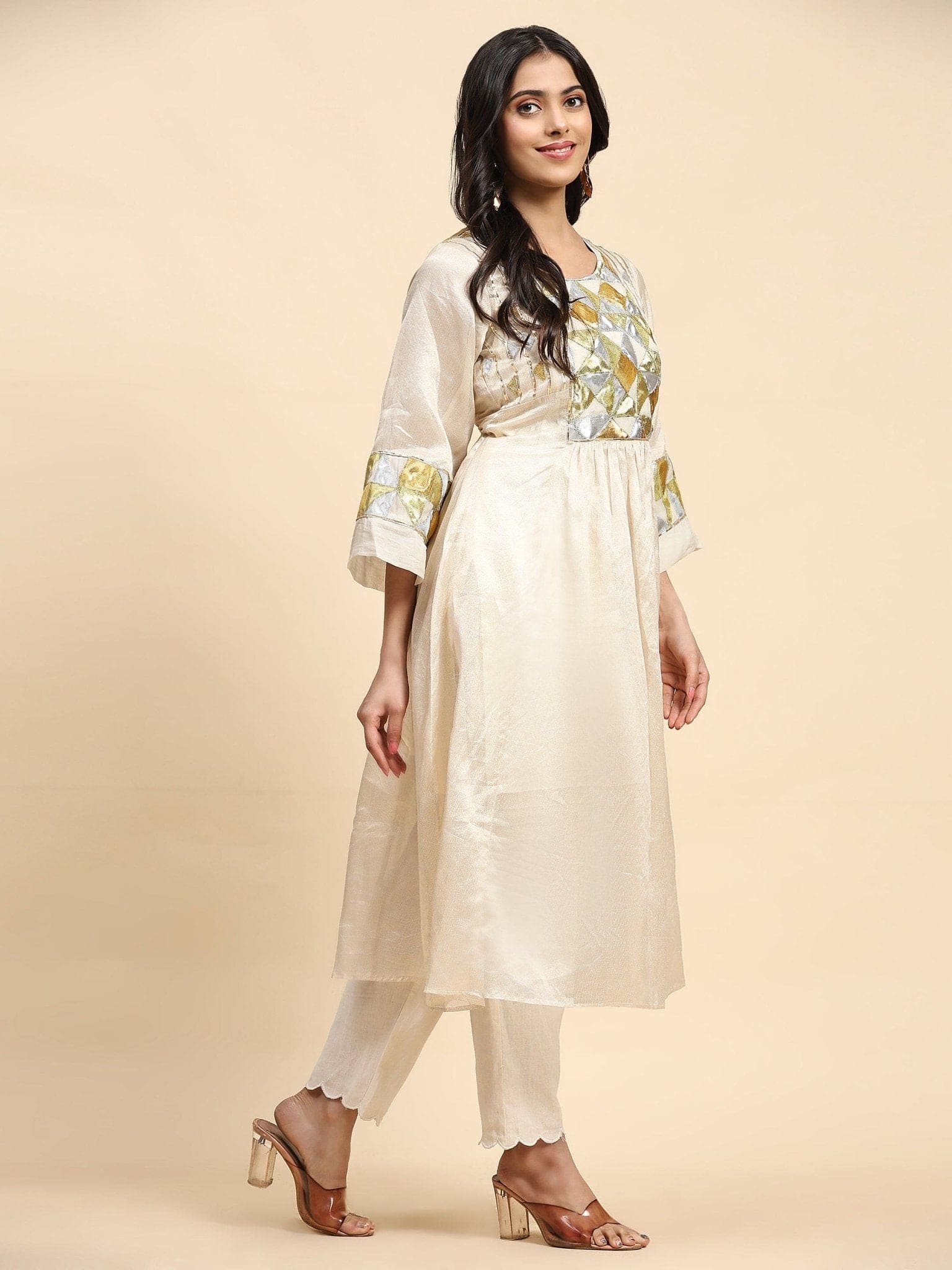 Off-White Patch Work Chanderi Kurta Set - Charkha TalesOff-White Patch Work Chanderi Kurta Set