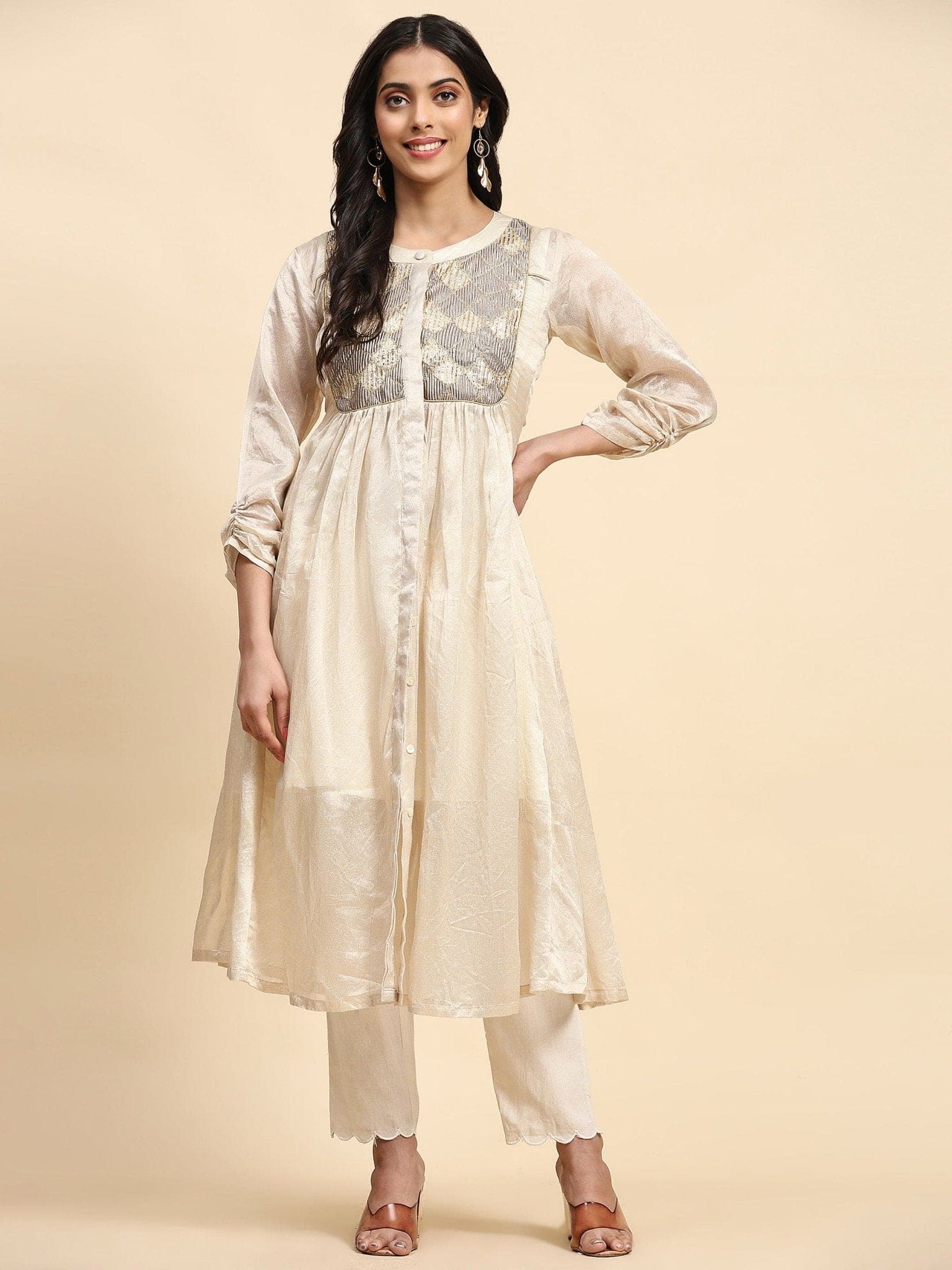 Off-White Patch Work Kurta Set - Charkha TalesOff-White Patch Work Kurta Set