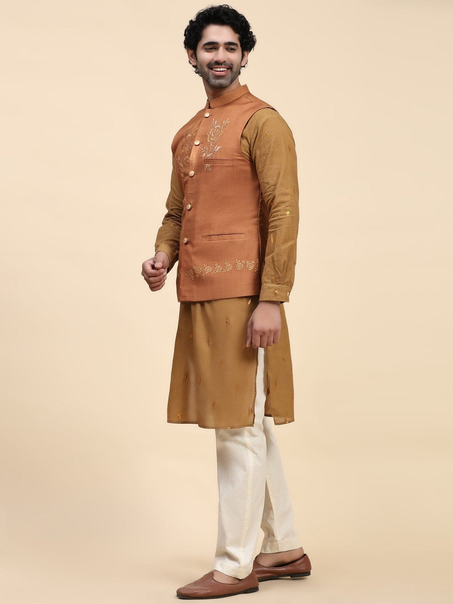 Olive Cotton Men Kurta Set - Charkha TalesOlive Cotton Men Kurta Set