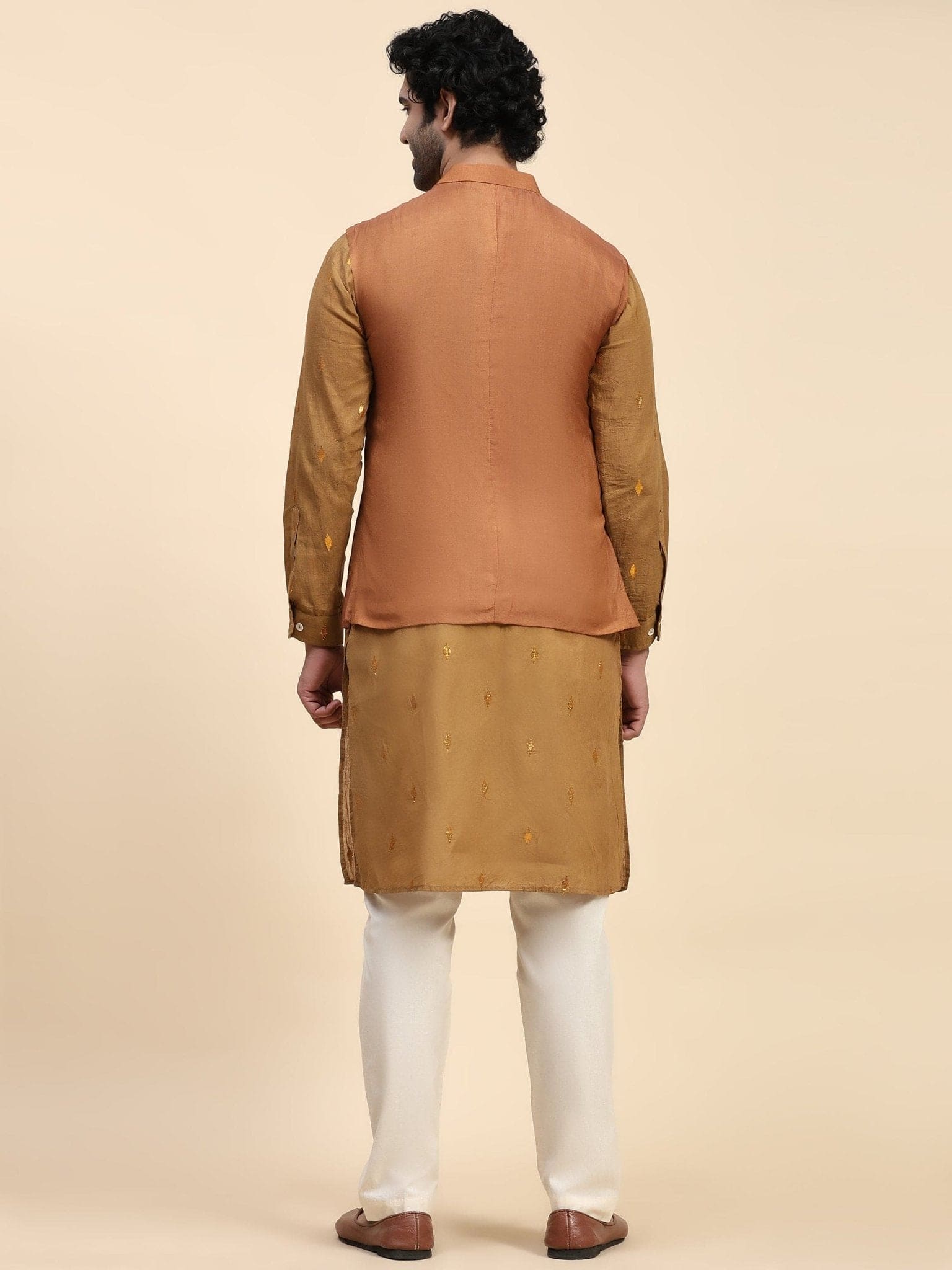 Olive Cotton Men Kurta Set - Charkha TalesOlive Cotton Men Kurta Set