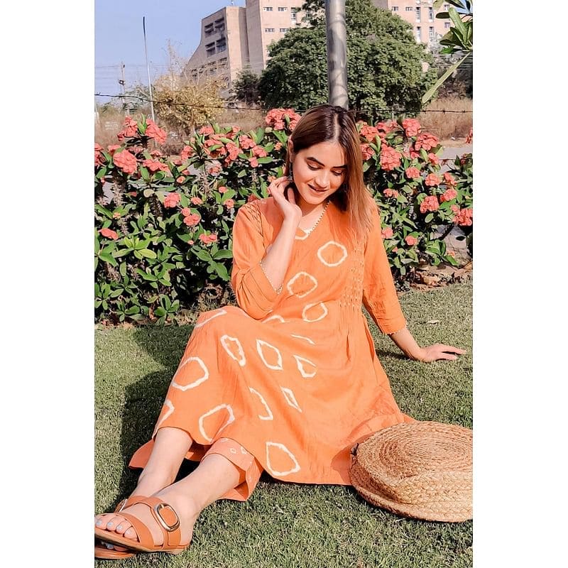 Orange Tie And Dye Kurta Set - Charkha TalesOrange Tie And Dye Kurta Set