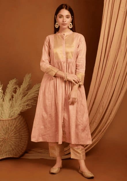 Peach Shimmer Linen Kurta Set - Charkha TalesPeach Shimmer Linen Kurta Set