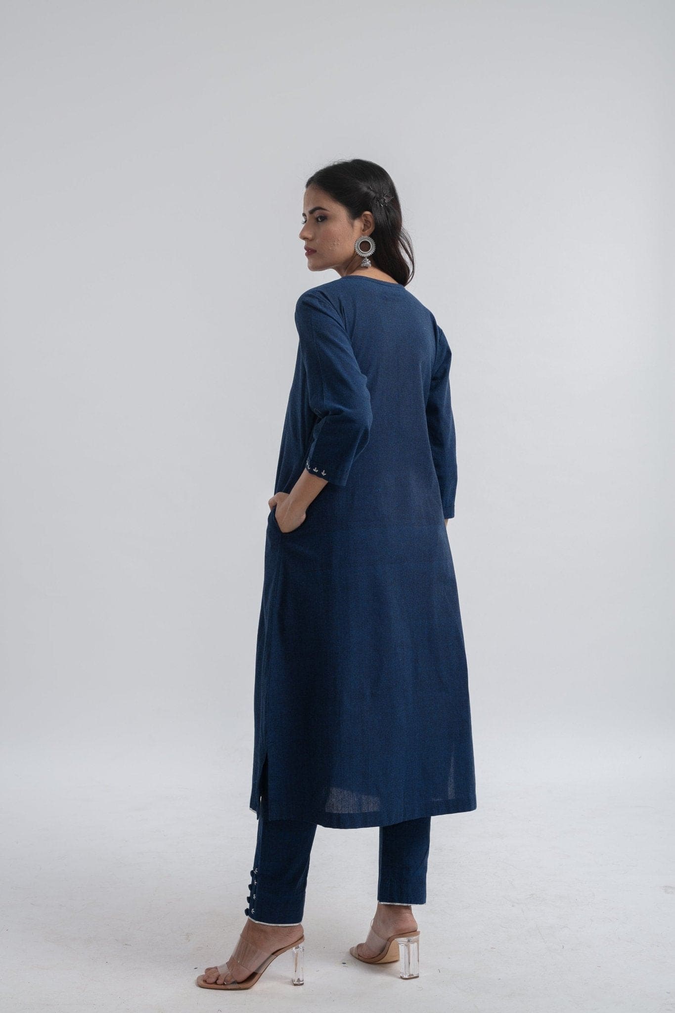 Royal Blue Floral Embroidered Kurta Set - Charkha TalesRoyal Blue Floral Embroidered Kurta Set