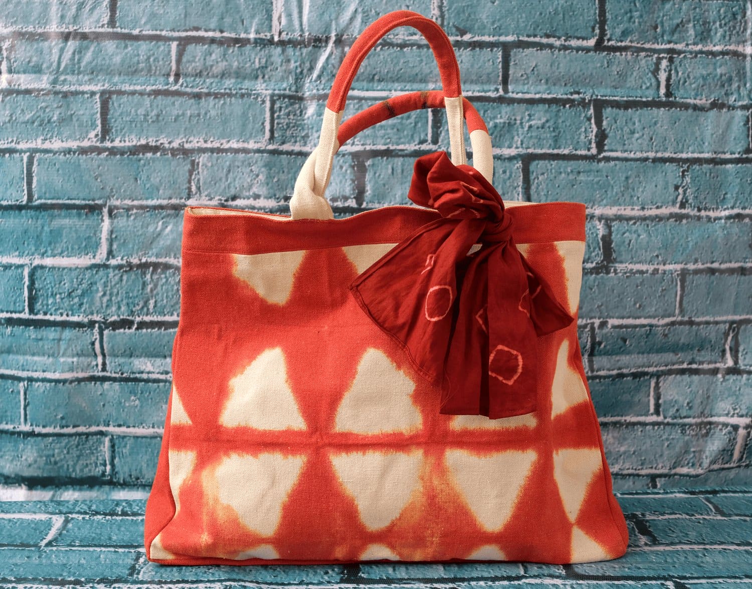 Rust Tie Dye Trapezium Bag - Charkha TalesRust Tie Dye Trapezium Bag