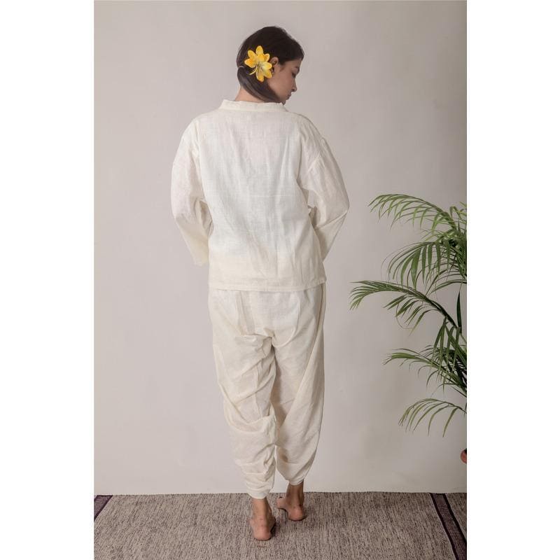 Satvik Off-White Yoga Angharkha Set - Charkha TalesSatvik Off-White Yoga Angharkha Set