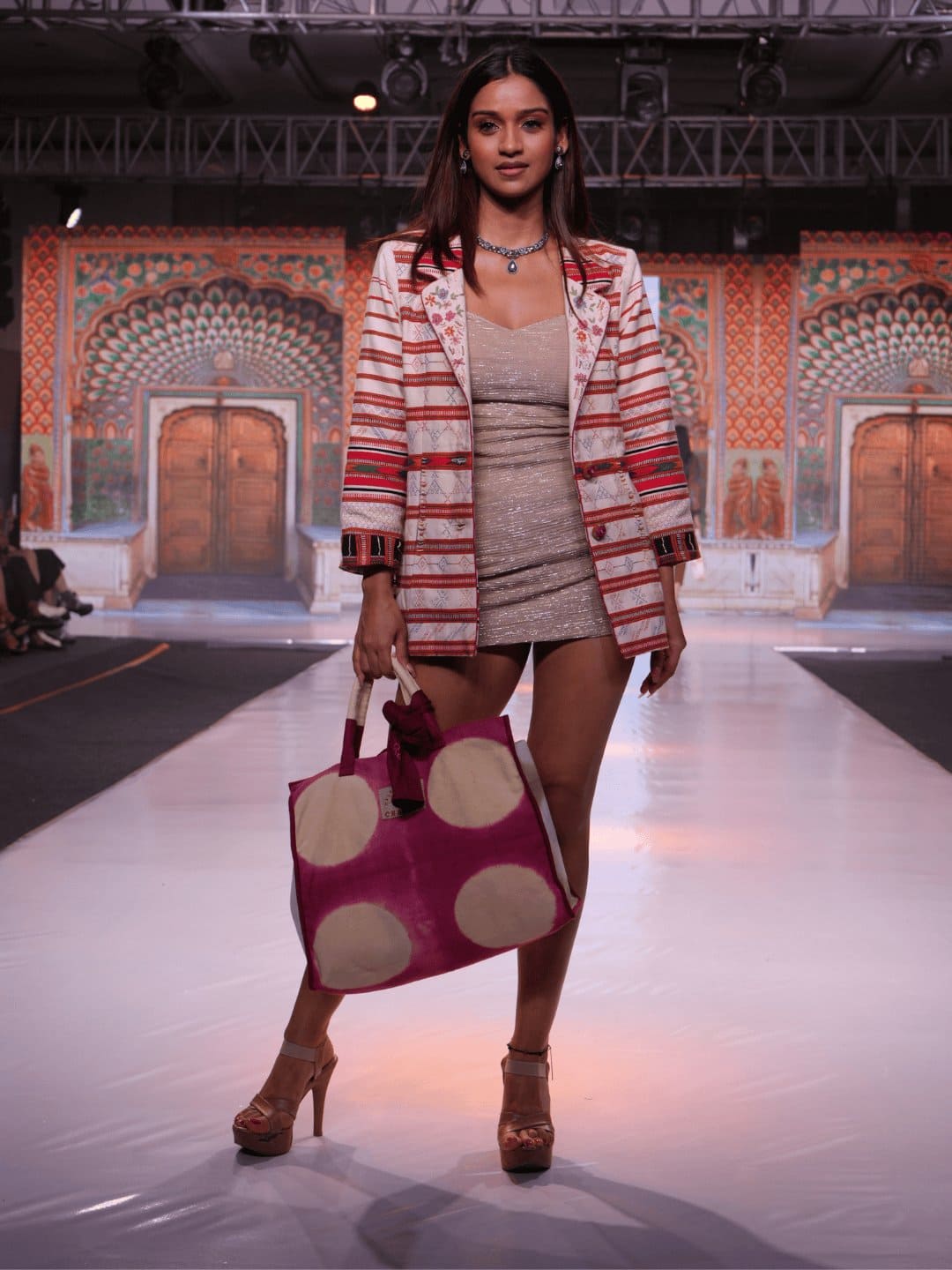 White Jaisalmer Handloom Women Jacket - Charkha TalesWhite Jaisalmer Handloom Women Jacket