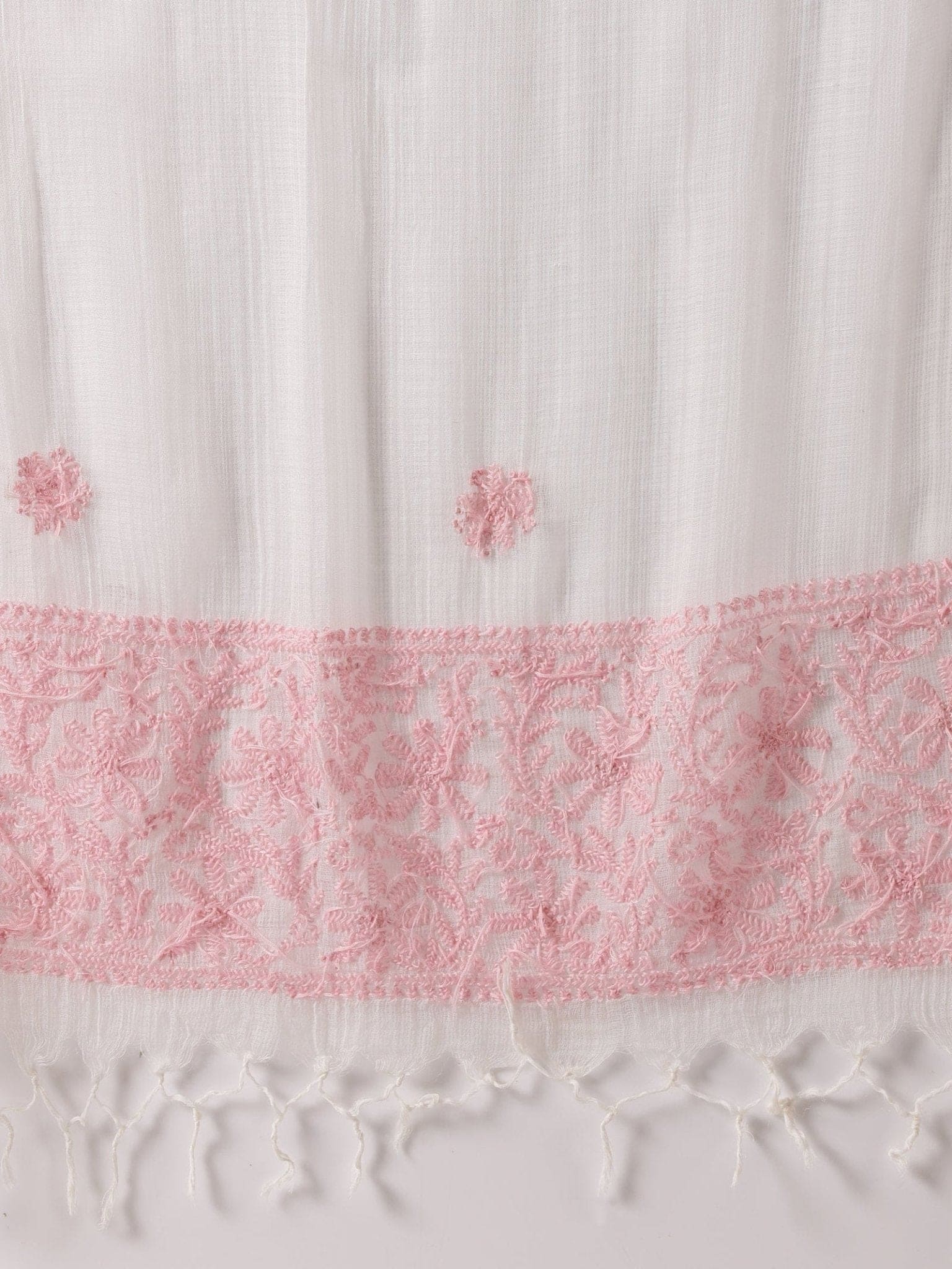 White-Pink Embroidered Kurta Set - Charkha TalesWhite-Pink Embroidered Kurta Set