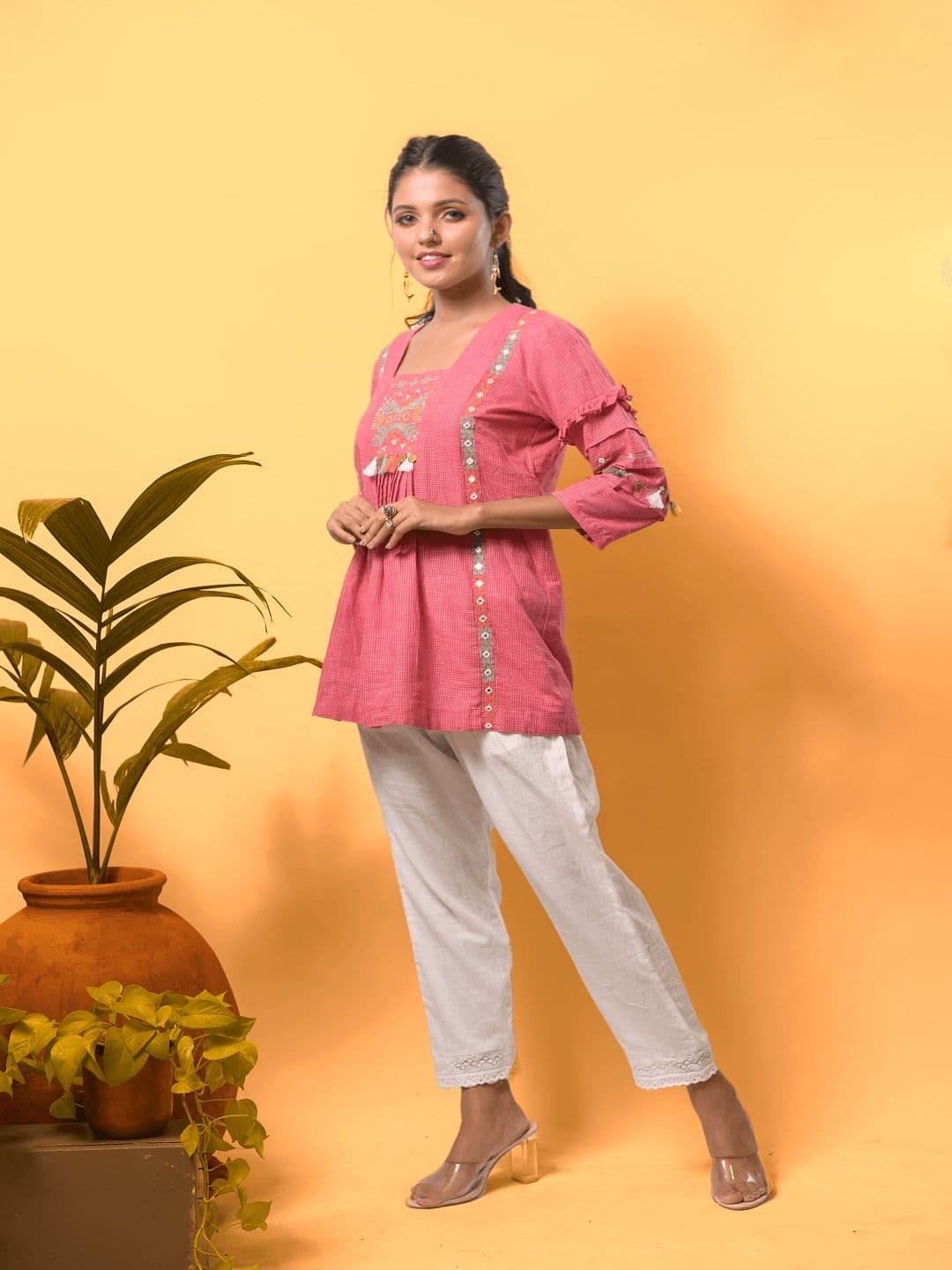 Women Bohemian Floral Pink Top Set - Charkha TalesWomen Bohemian Floral Pink Top Set