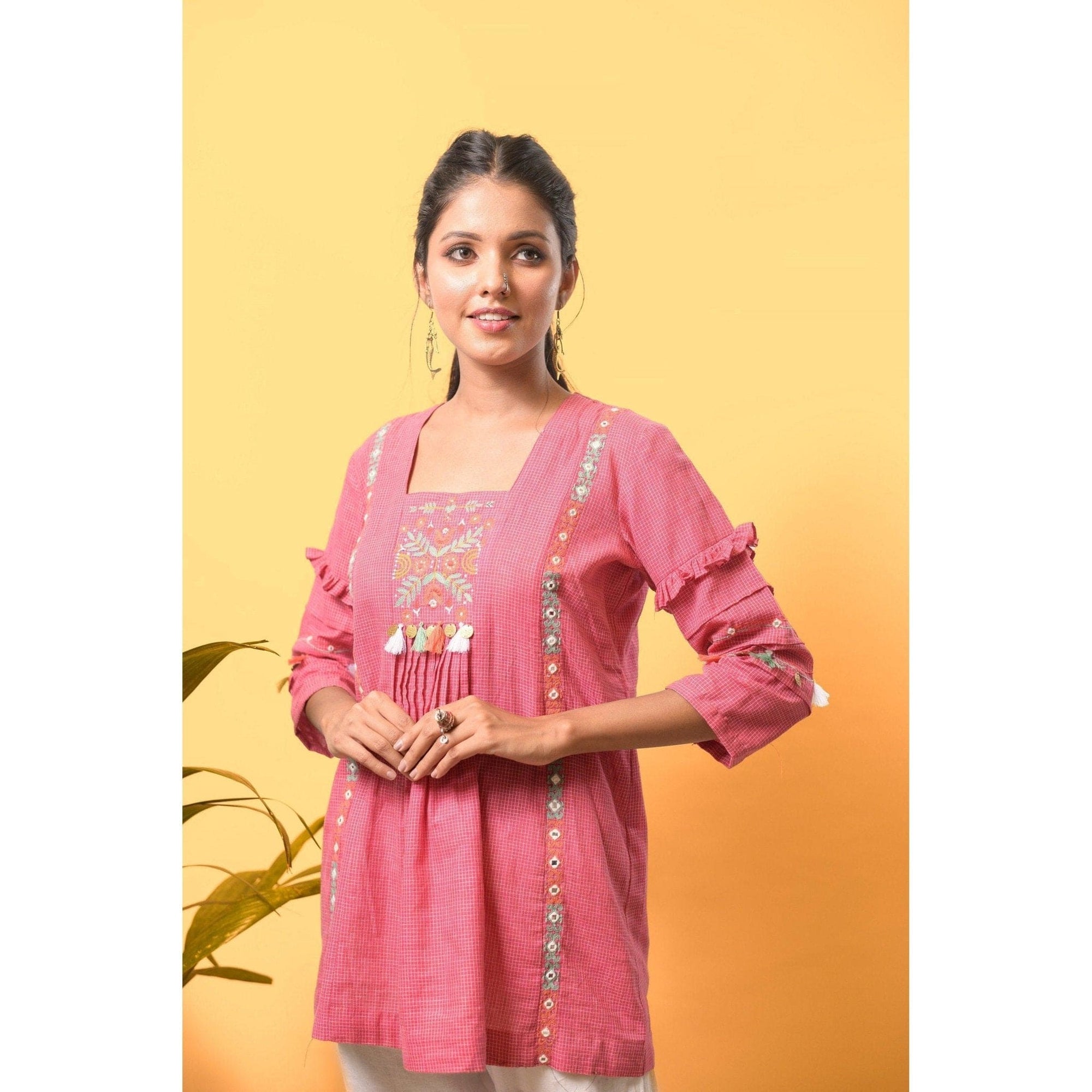 Women Bohemian Floral Pink Top Set - Charkha TalesWomen Bohemian Floral Pink Top Set