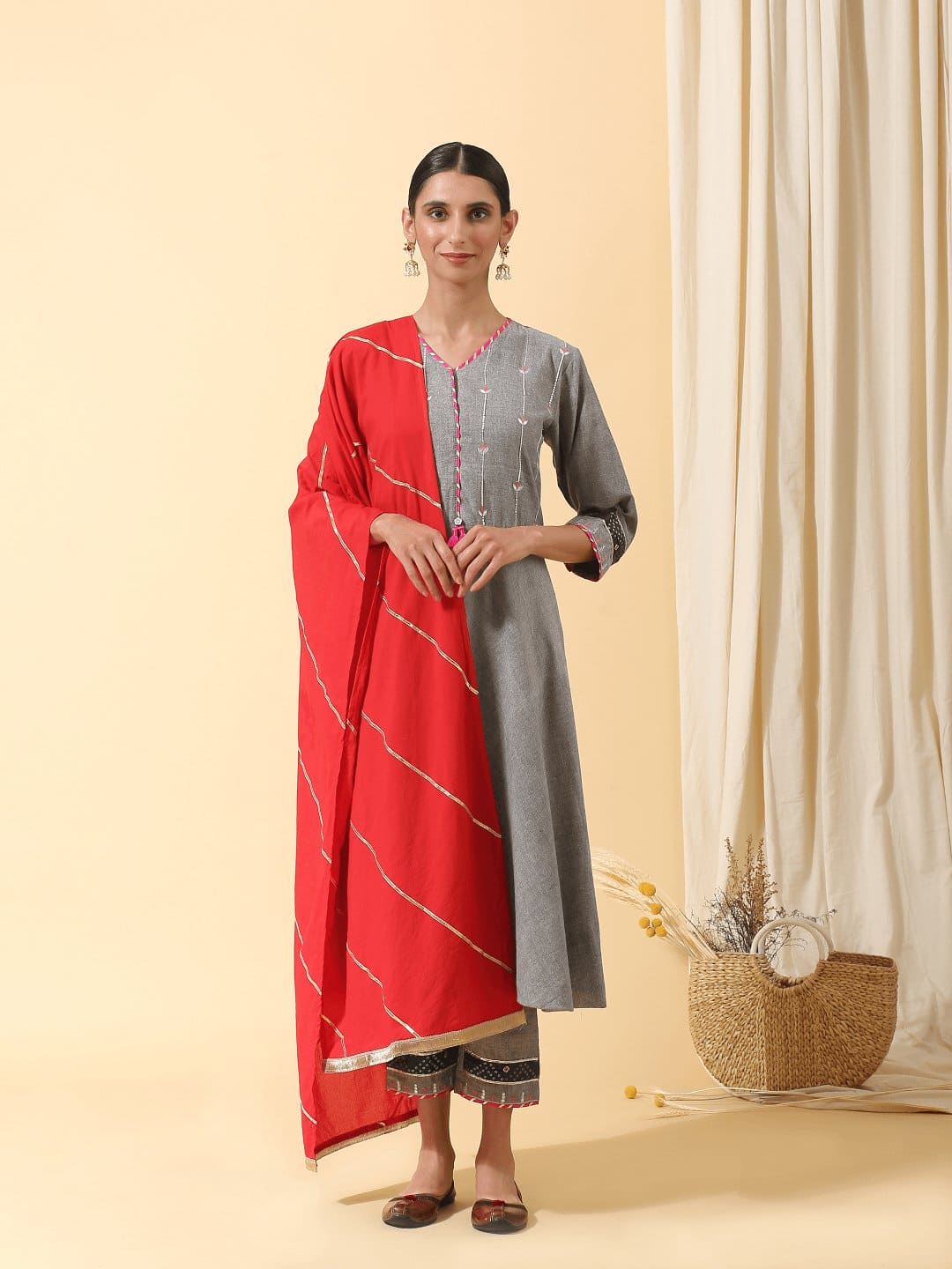 Women Gotta Grey Anarkali Kurta Set - Charkha TalesWomen Gotta Grey Anarkali Kurta Set