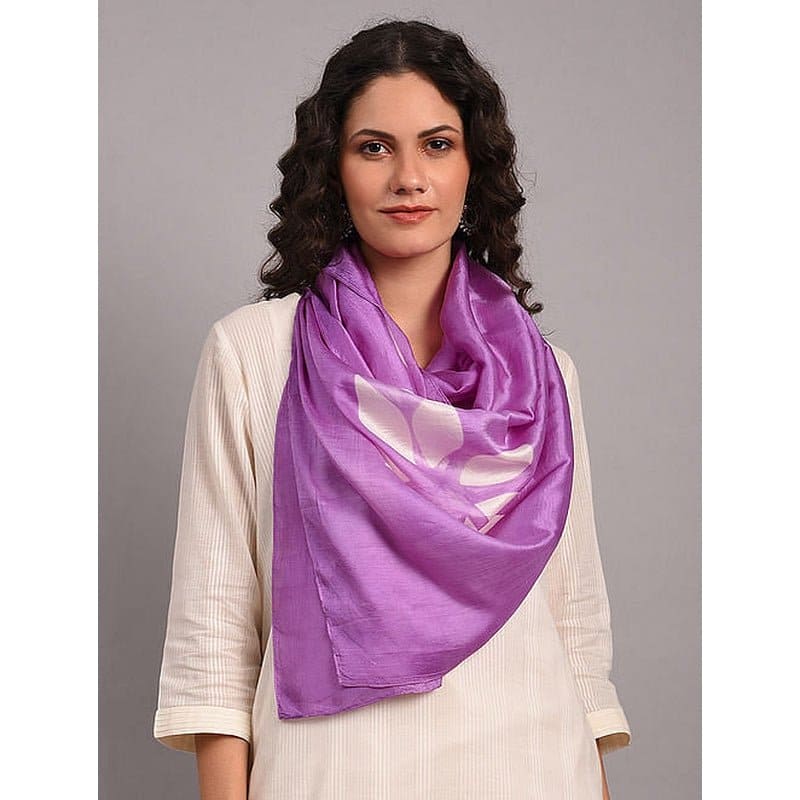 Women Lavender Clamp Dyed Silk Stole - Charkha TalesWomen Lavender Clamp Dyed Silk Stole