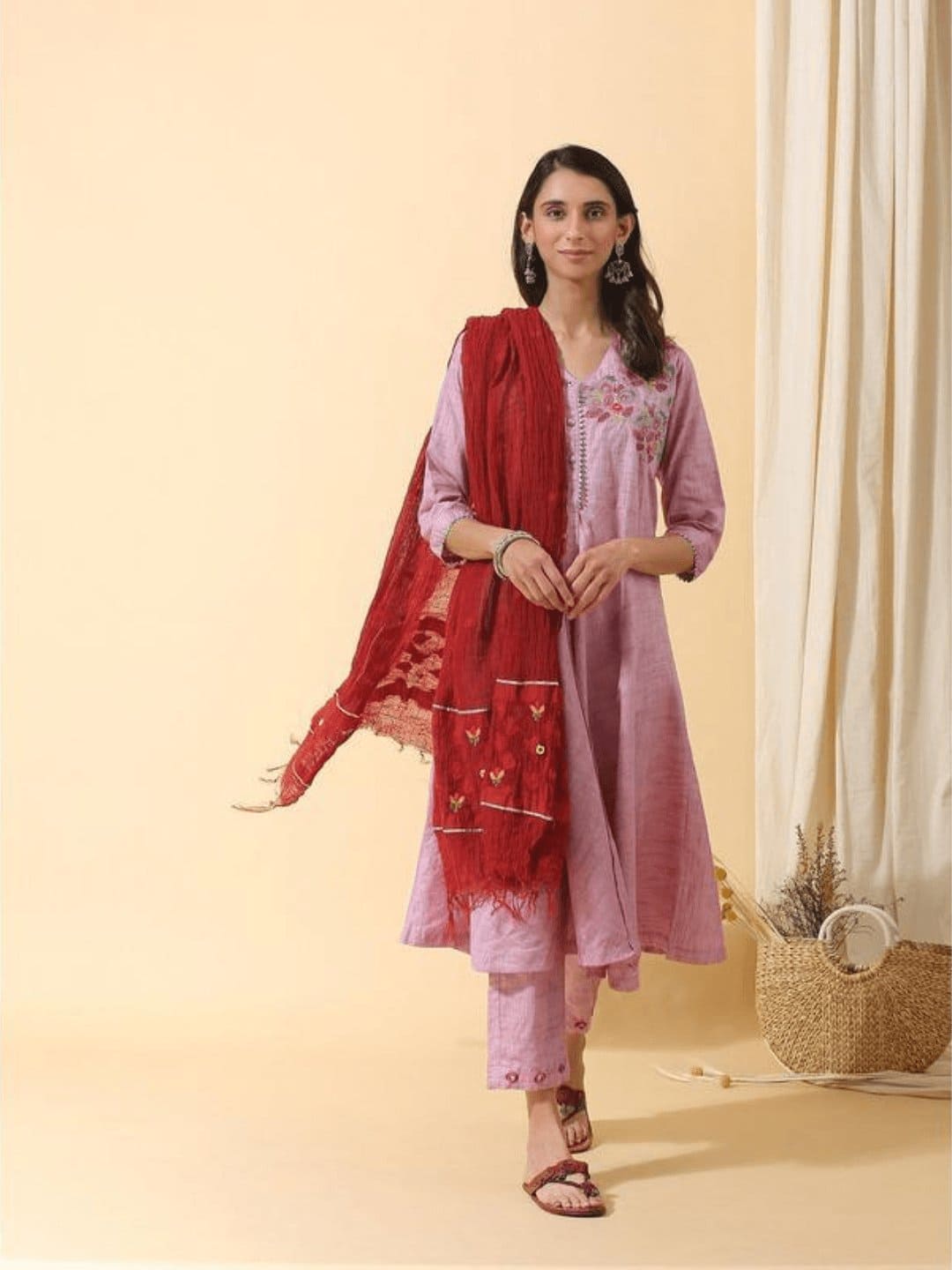 Women Mauve Colourfull Kurta Set - Charkha TalesWomen Mauve Colourfull Kurta Set