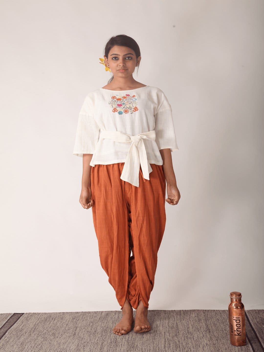Women White Tie-Up Yoga Top Set - Charkha TalesWomen White Tie-Up Yoga Top Set