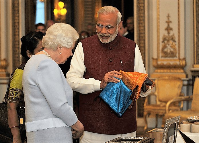 Gift khadi this Diwali-Khadi Goes Global - Charkha Tales