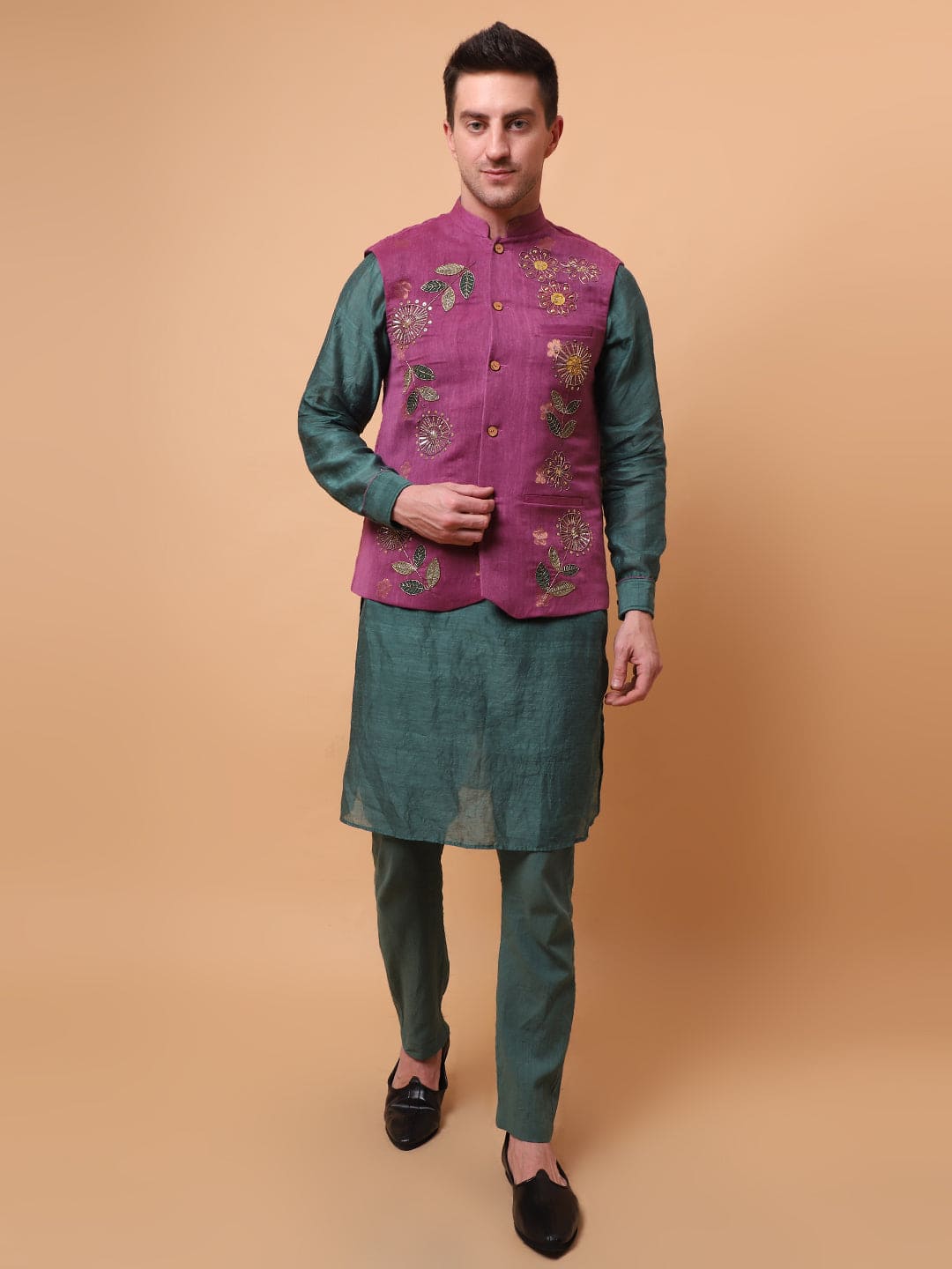 Aari Zardozi & Patch Work Men Kurta Set - Green - Charkha TalesAari Zardozi & Patch Work Men Kurta Set - Green