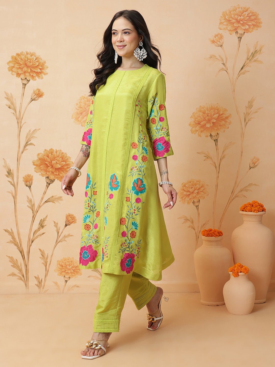 Applique tissue Kurta Set - Lemon Yellow - Charkha TalesApplique tissue Kurta Set - Lemon Yellow