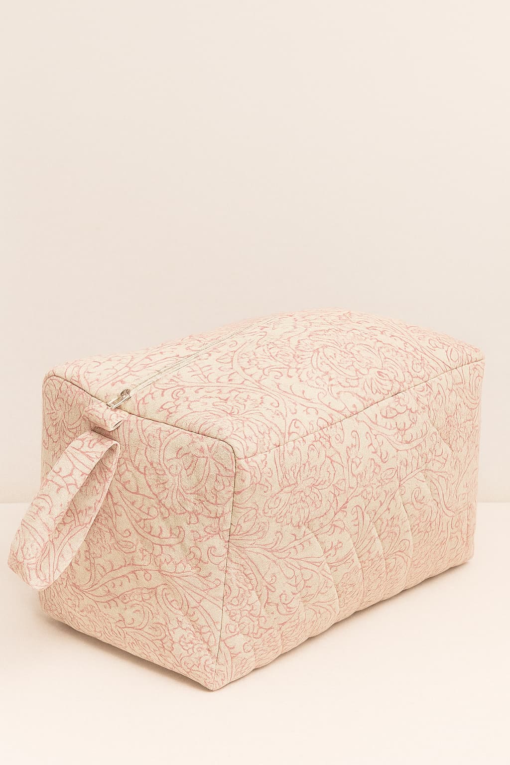 Block Print Quilted Duffle Bag - Pink - Charkha TalesBlock Print Quilted Duffle Bag - Pink
