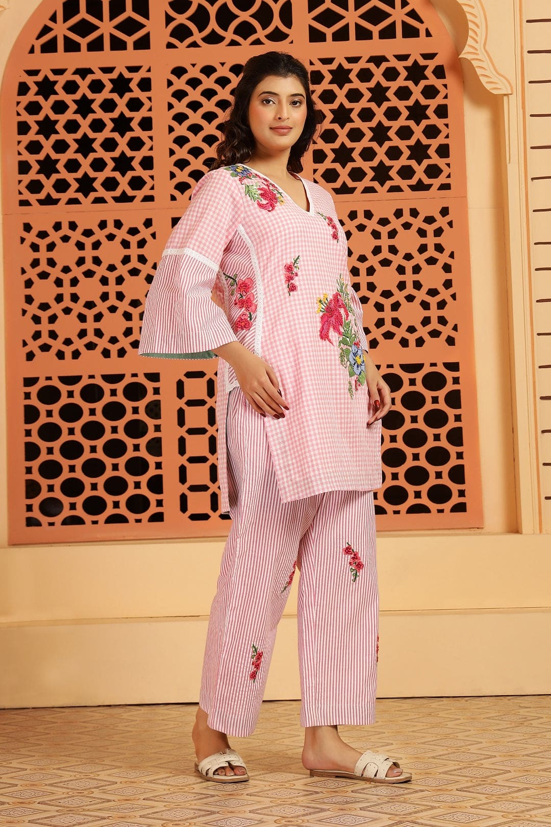 Checks digital printed co - ord set - Pink - Charkha TalesChecks digital printed co - ord set - Pink