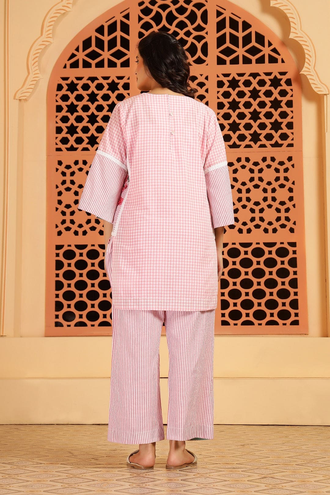 Checks digital printed co - ord set - Pink - Charkha TalesChecks digital printed co - ord set - Pink