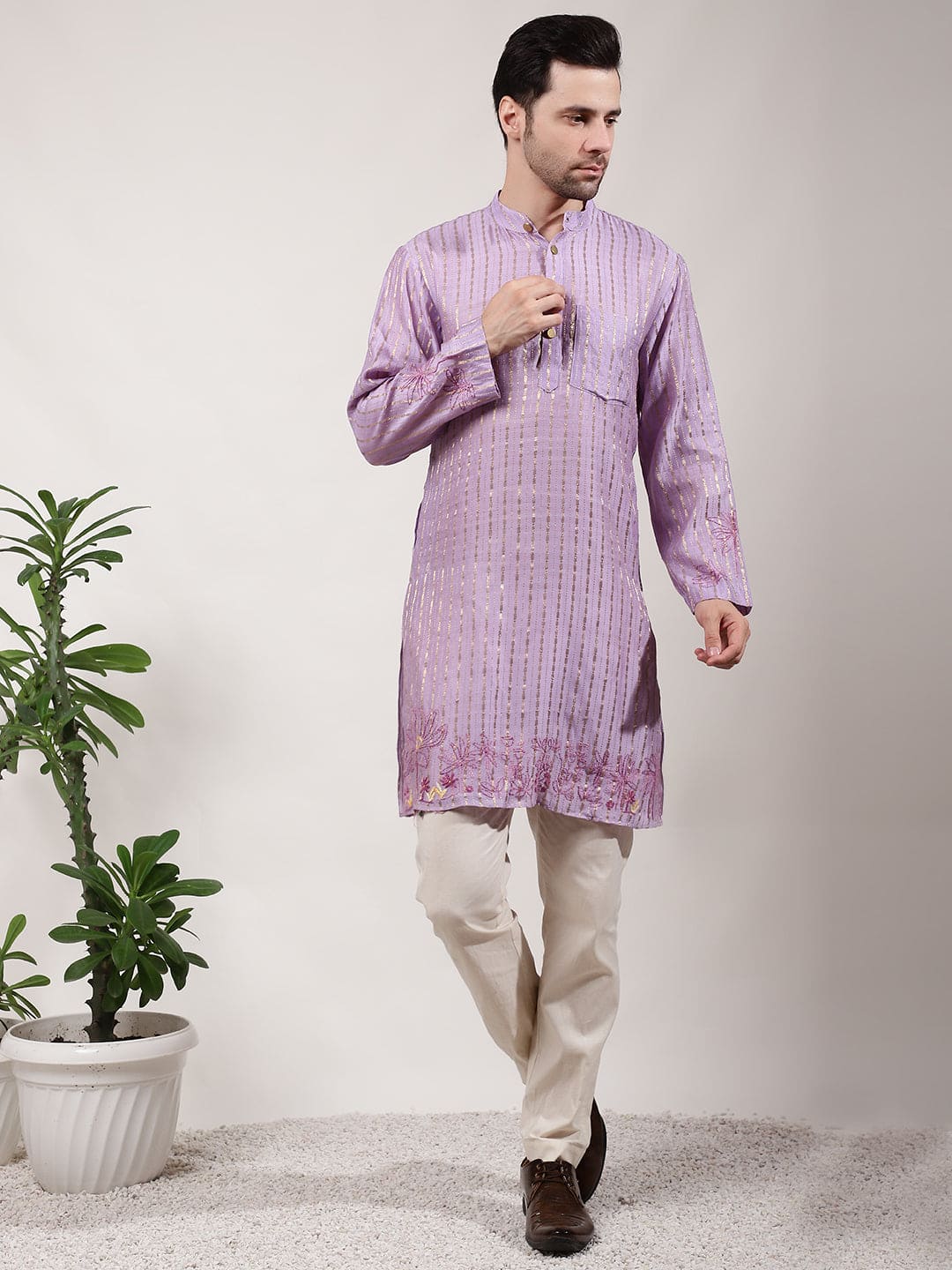 ChikanKari Silk Kurta Set - Light Purple - Charkha TalesChikanKari Silk Kurta Set - Light Purple