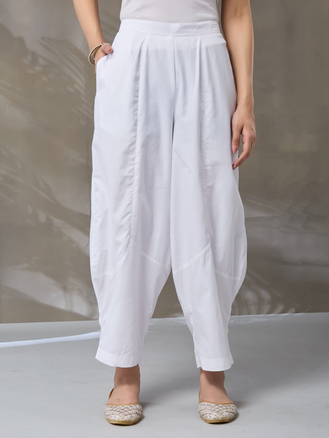 Hand Embroidered Jamdani Co - ord Set - White - Charkha TalesHand Embroidered Jamdani Co - ord Set - White