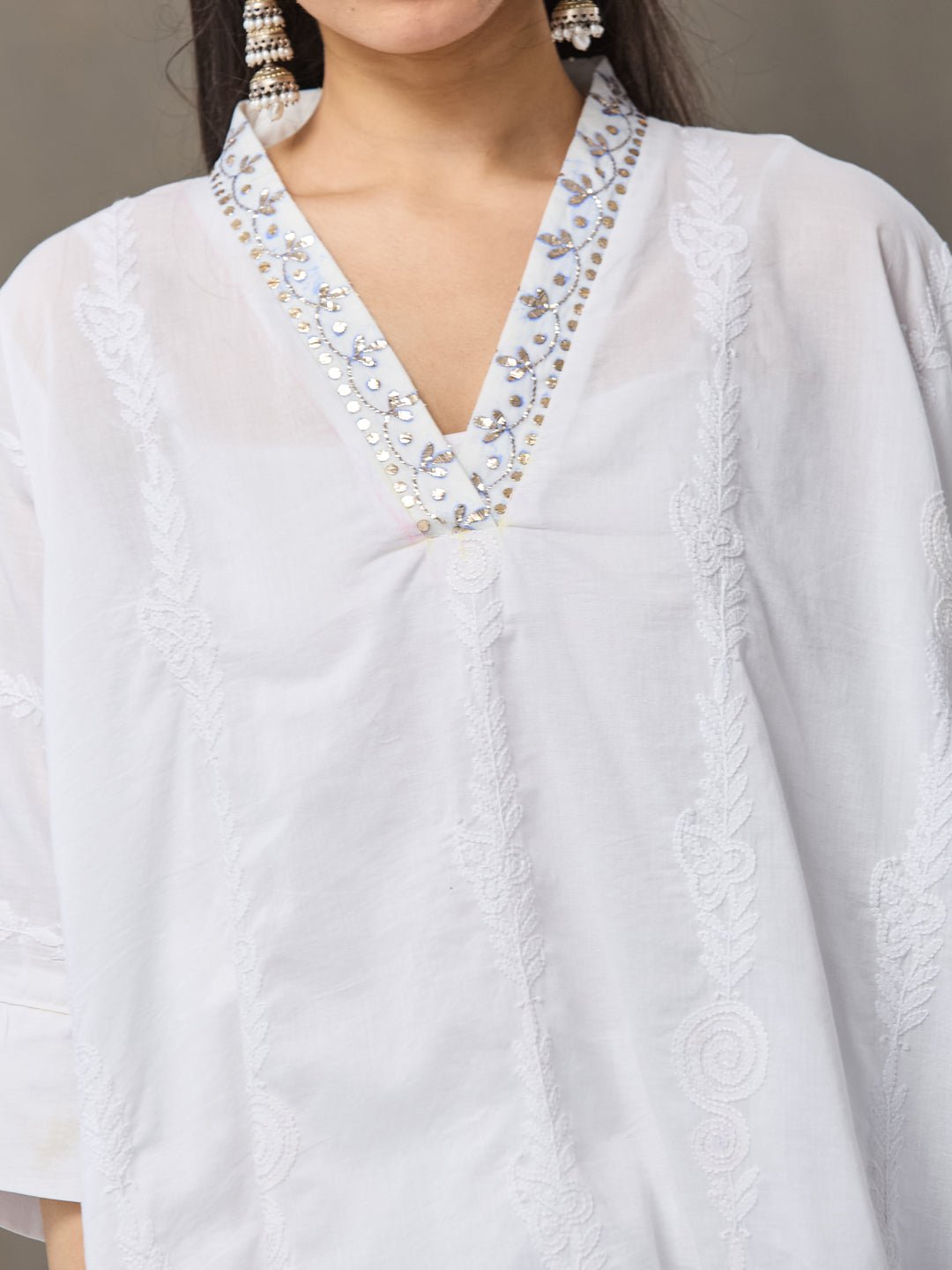 Mukaish &amp; Chikan Short Kurta Set - White - Charkha TalesMukaish &amp; Chikan Short Kurta Set - White